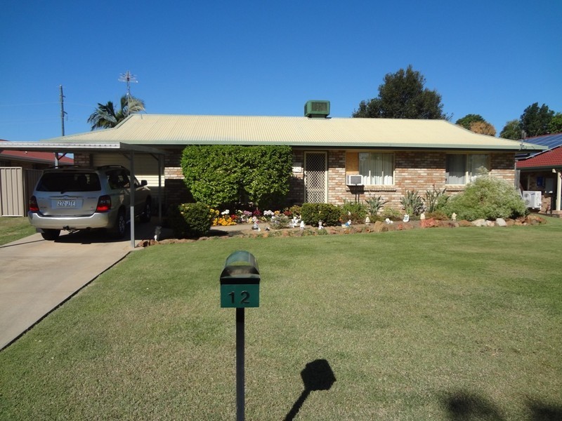 12 Crinum Cresent, Emerald QLD 4720