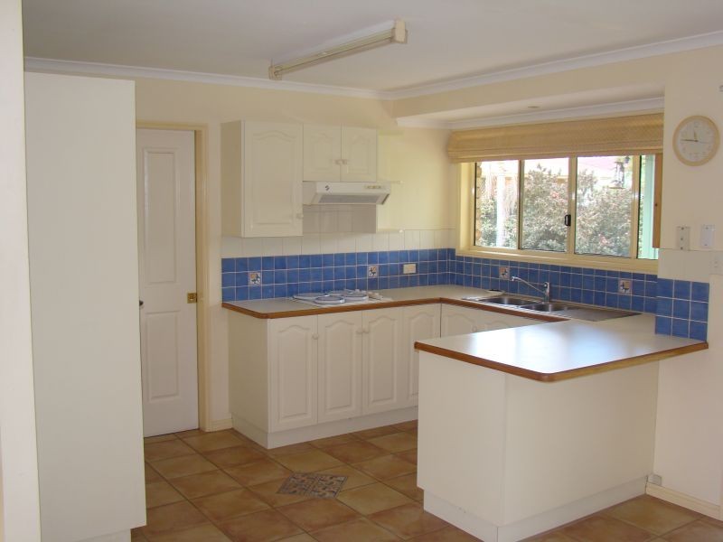 12 Crinum Cresent, Emerald QLD 4720