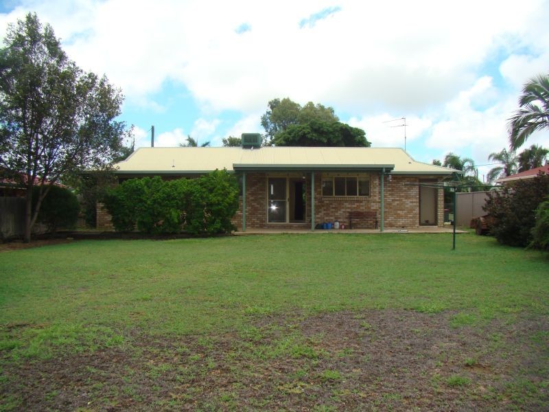 12 Crinum Cresent, Emerald QLD 4720