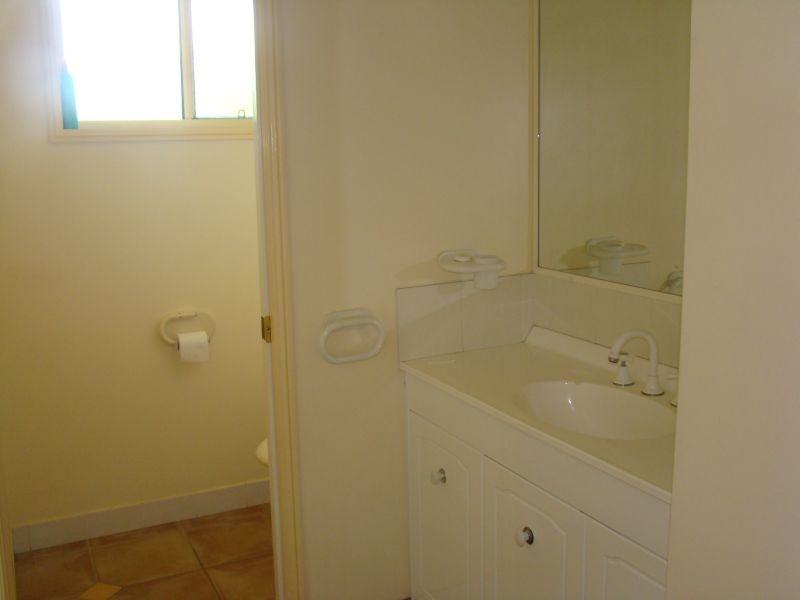 12 Crinum Cresent, Emerald QLD 4720