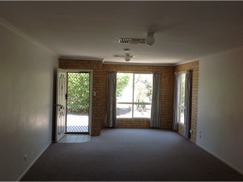 2/165 Opal Street, Emerald QLD 4720