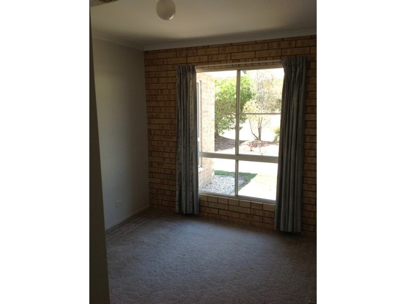 2/165 Opal Street, Emerald QLD 4720