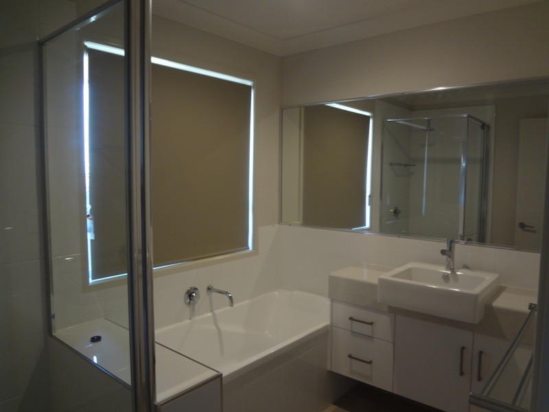 2 Singleton St, Emerald QLD 4720