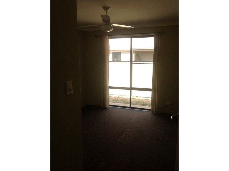 38 Mayfair Street, Emerald QLD 4720