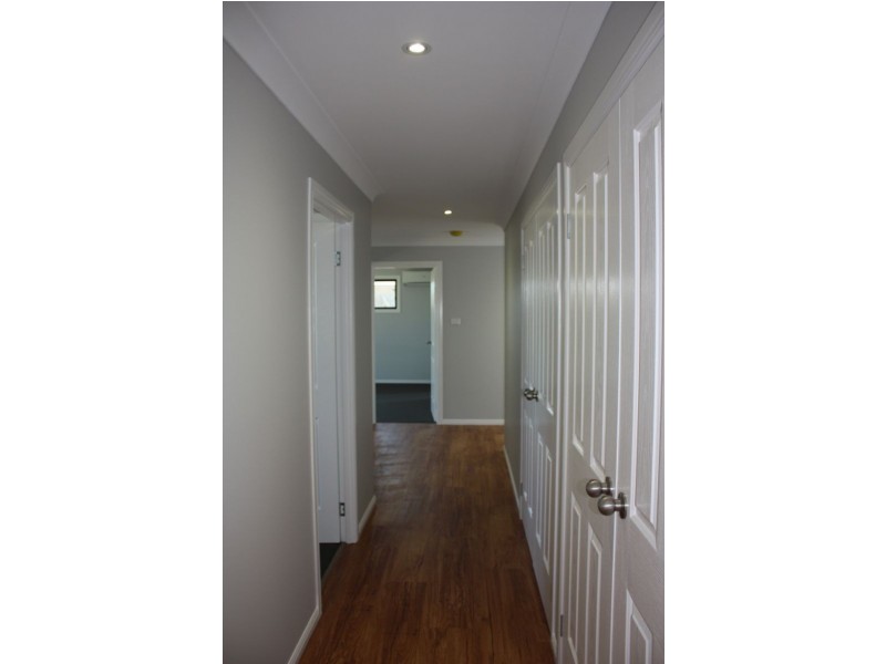 1/56  Lakeside Dr, Emerald QLD 4720