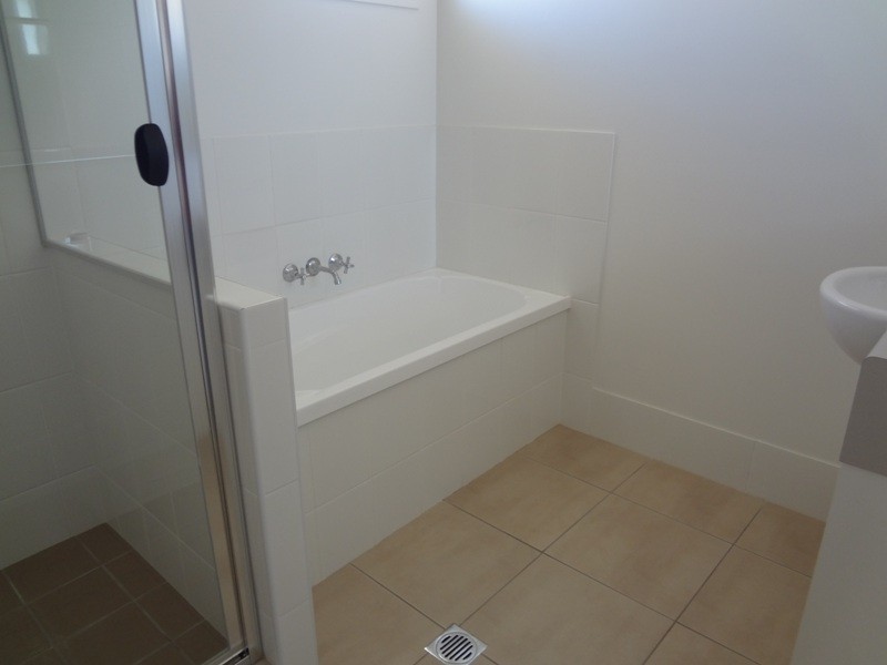 7 Windemere Street, Emerald QLD 4720