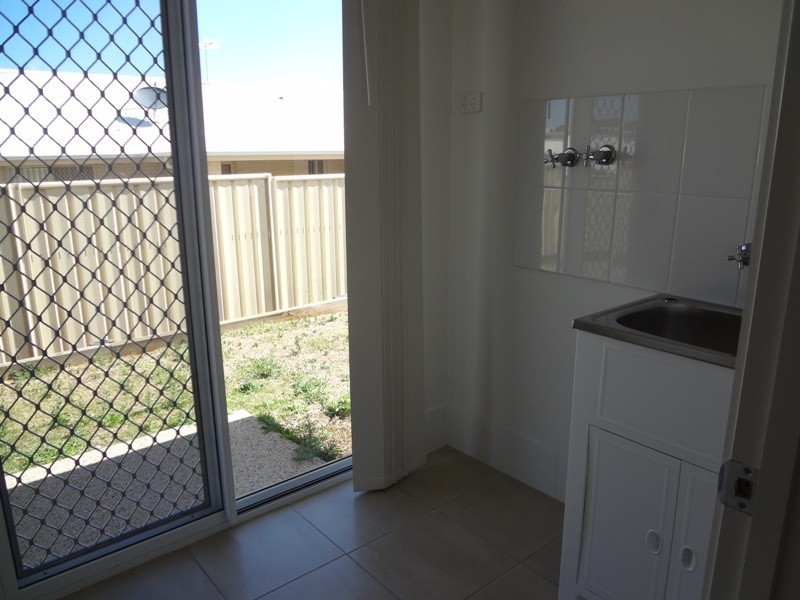 7 Windemere Street, Emerald QLD 4720