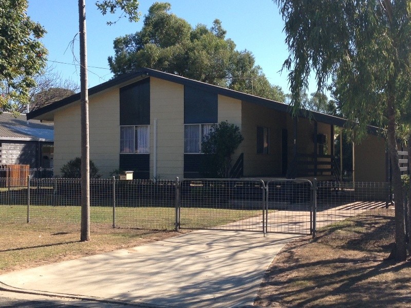 123 Harris Street, Emerald QLD 4720