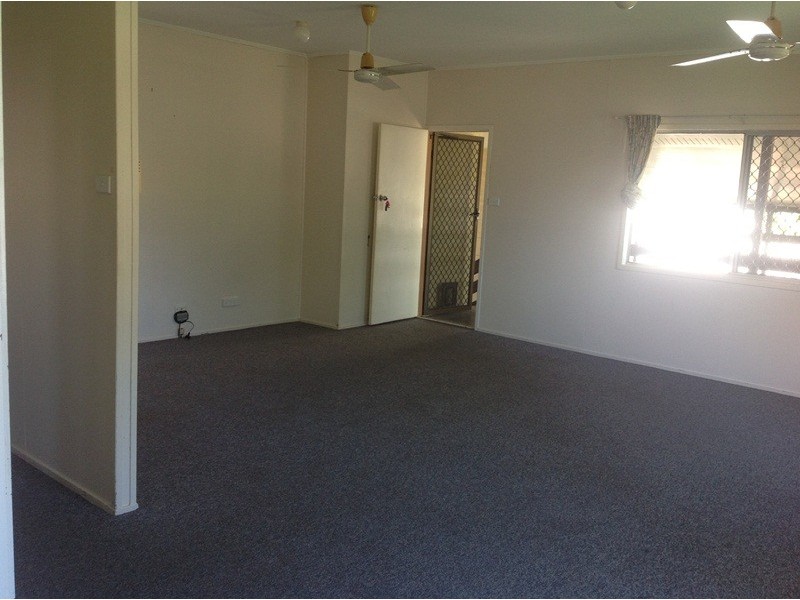 123 Harris Street, Emerald QLD 4720