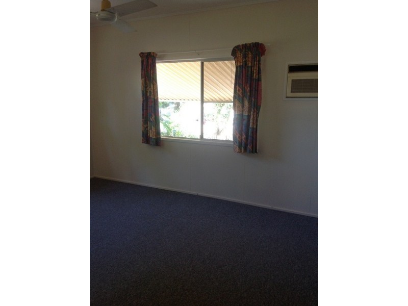 123 Harris Street, Emerald QLD 4720