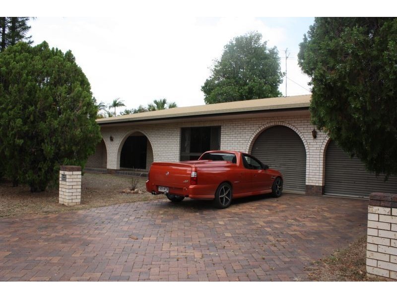 14 Theresa Street, Emerald QLD 4720