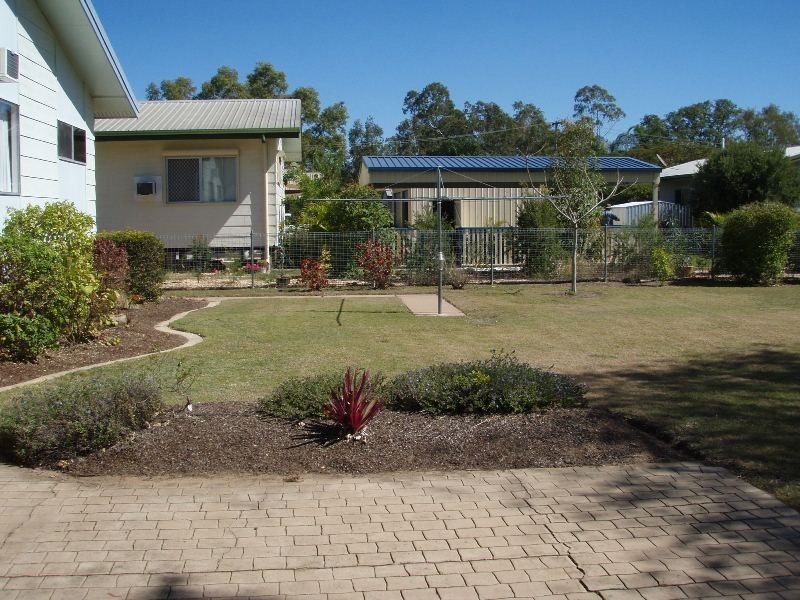 17 Pryor Place, Emerald QLD 4720