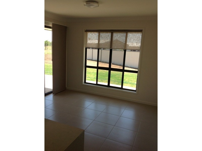 17 Newell Court, Capella QLD 4723