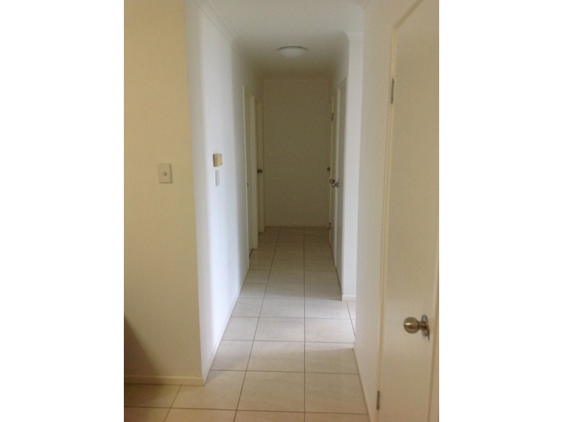 1/25 Baker Street, Emerald QLD 4720