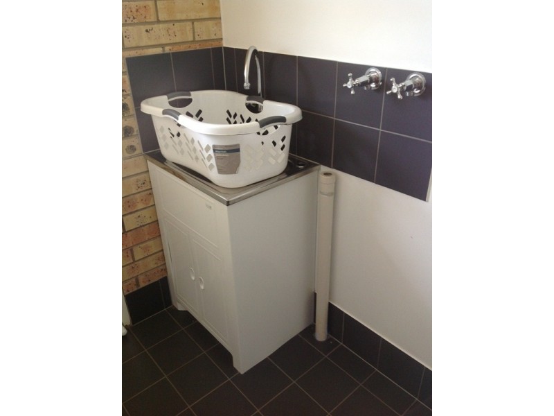 1/25 Baker Street, Emerald QLD 4720