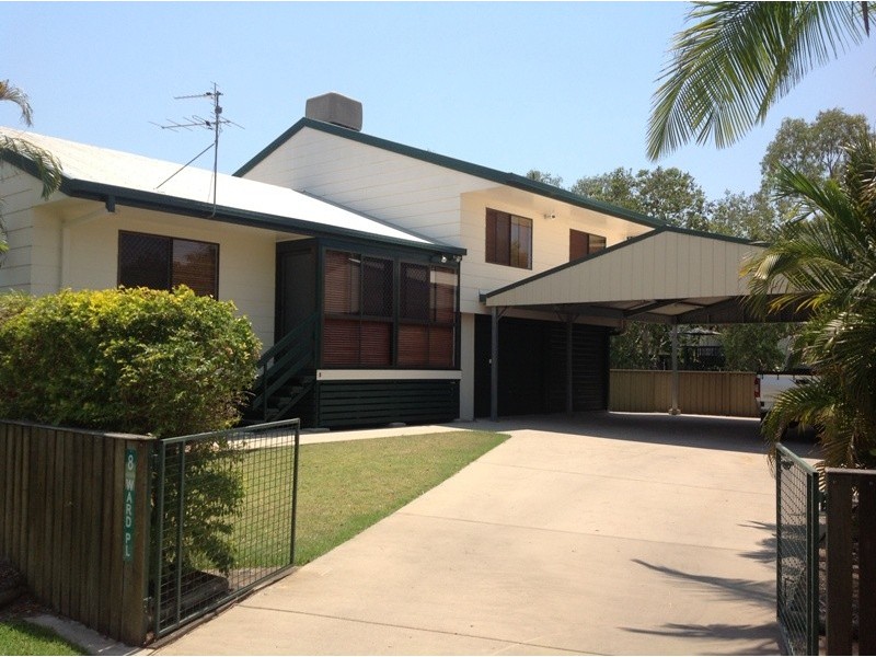 8 Ward Pl, Emerald QLD 4720