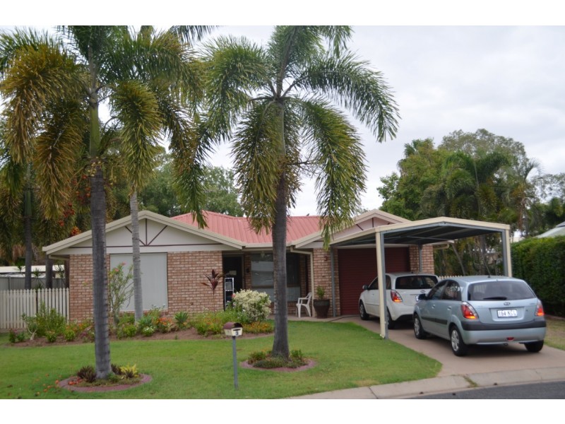 3 Crystal Court, Emerald QLD 4720