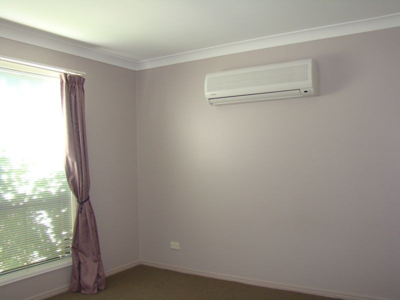 3 Crystal Court, Emerald QLD 4720