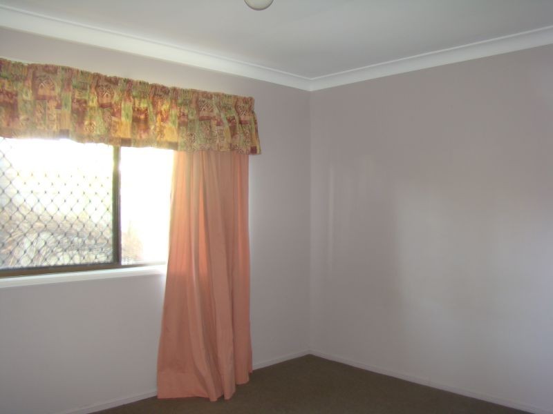 3 Crystal Court, Emerald QLD 4720