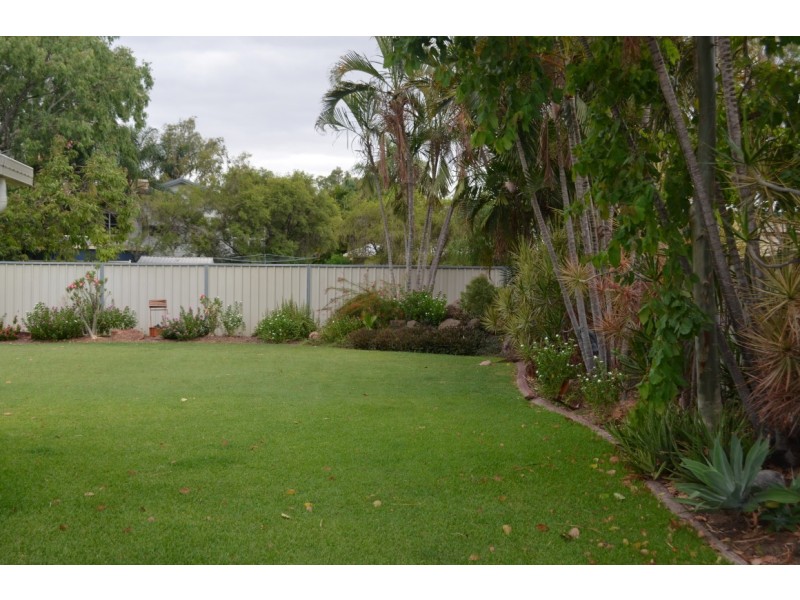 3 Crystal Court, Emerald QLD 4720