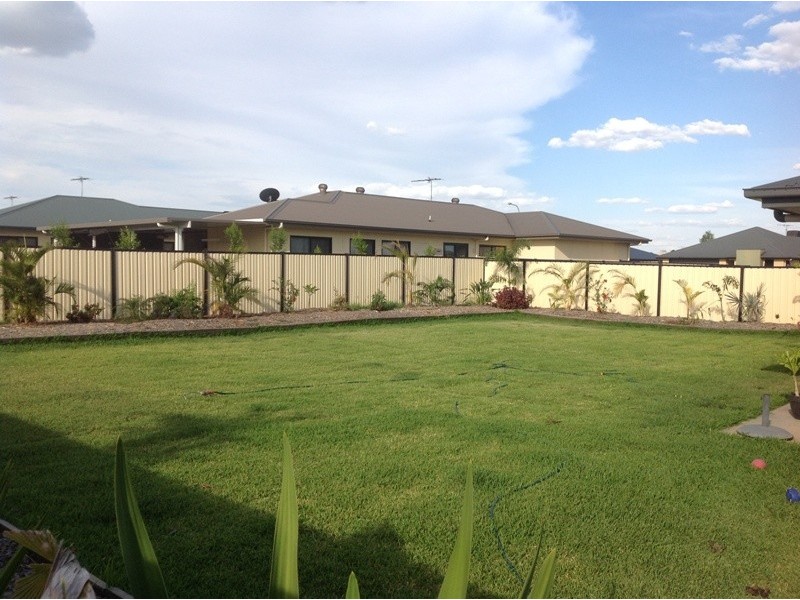 34 Mayfair Dr, Emerald QLD 4720