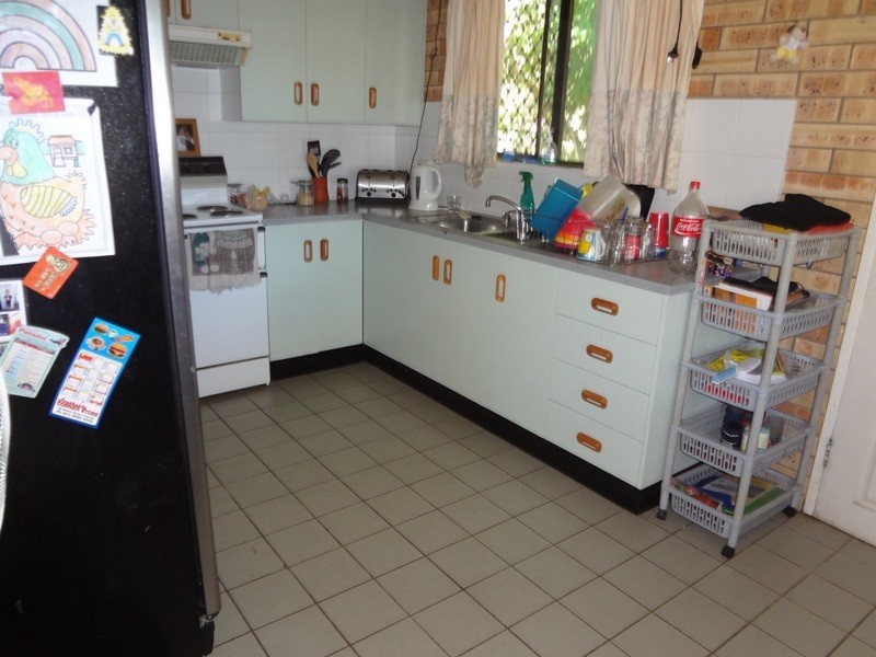 27 Martin Place, Emerald QLD 4720