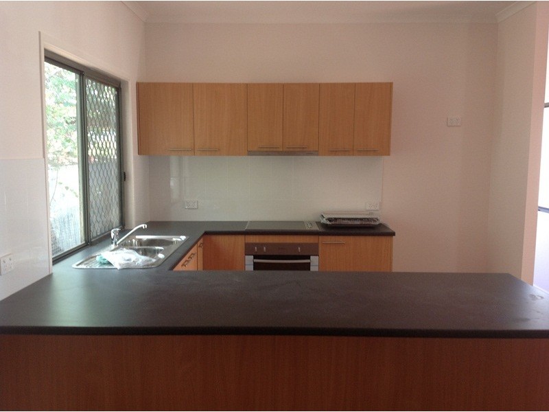 11 Roxburgh Street, Capella QLD 4723