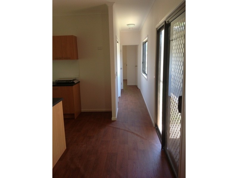 11 Roxburgh Street, Capella QLD 4723