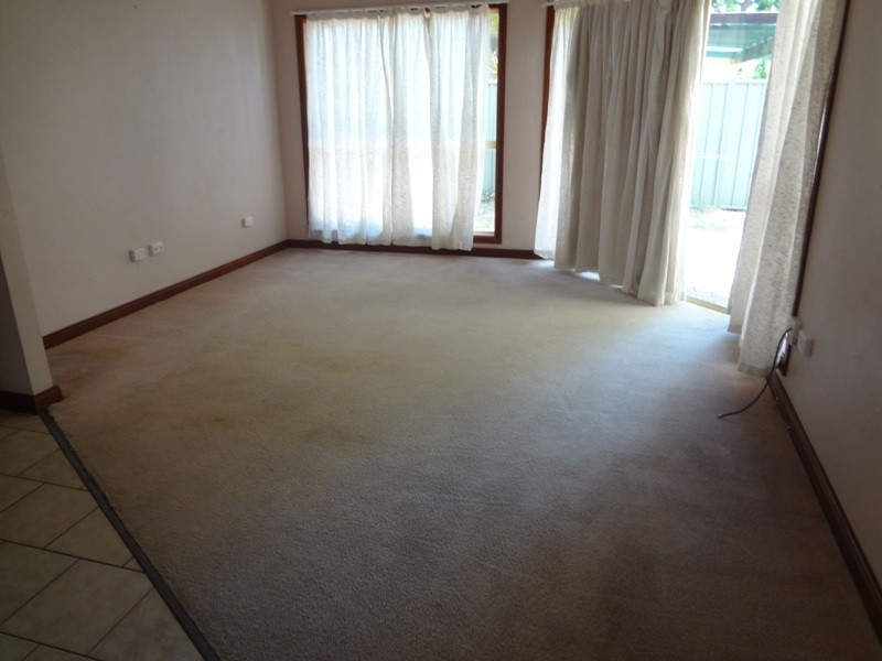 2/9 AID STREET, Emerald QLD 4720