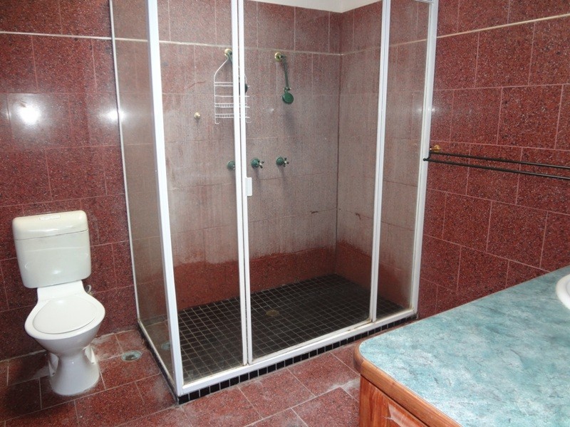 2/9 AID STREET, Emerald QLD 4720