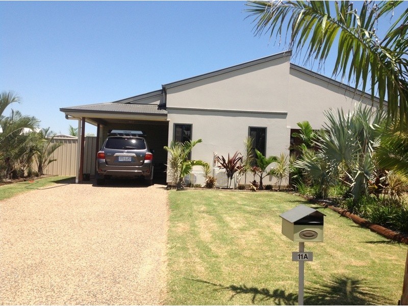 11A Brokenwood St, Emerald QLD 4720