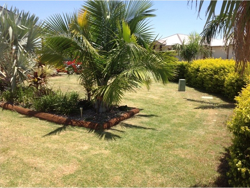 11A Brokenwood St, Emerald QLD 4720