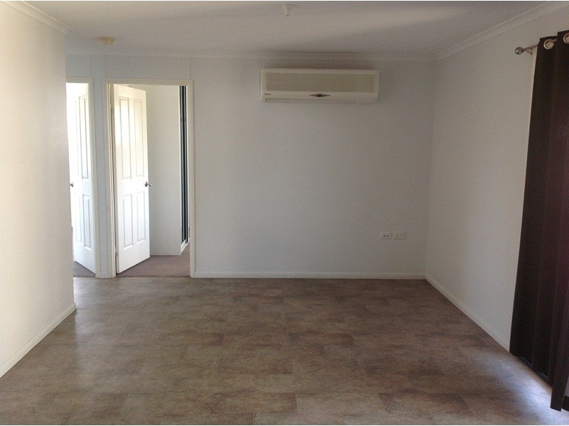 2/212 Borilla Street, Emerald QLD 4720