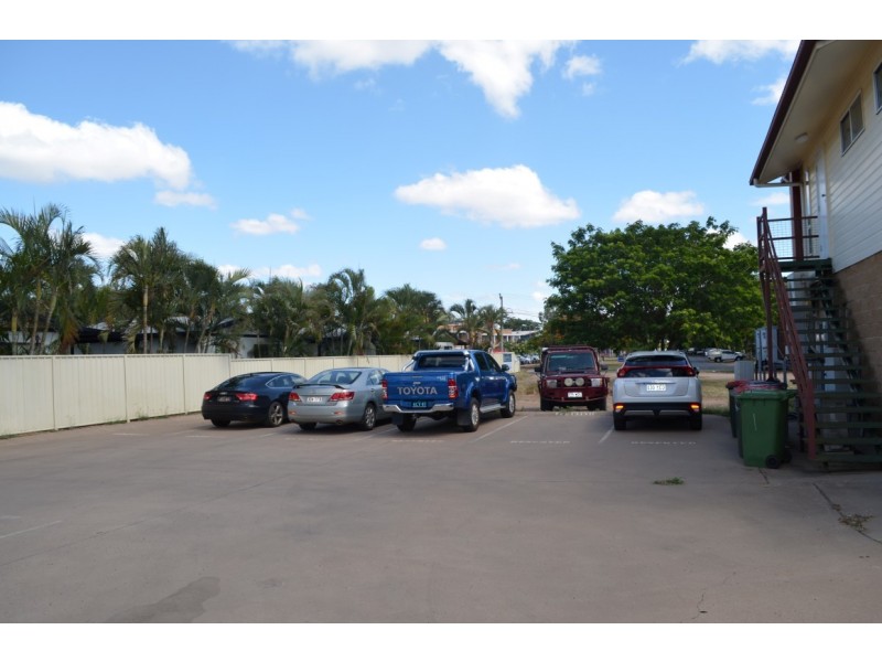65 Hospital Road, Emerald QLD 4720