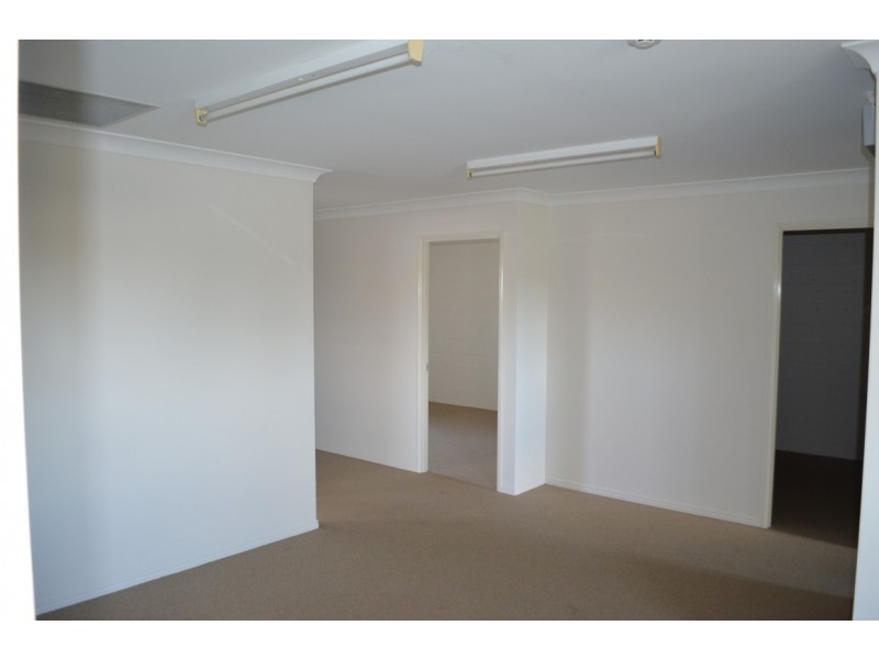 65 Hospital Road, Emerald QLD 4720