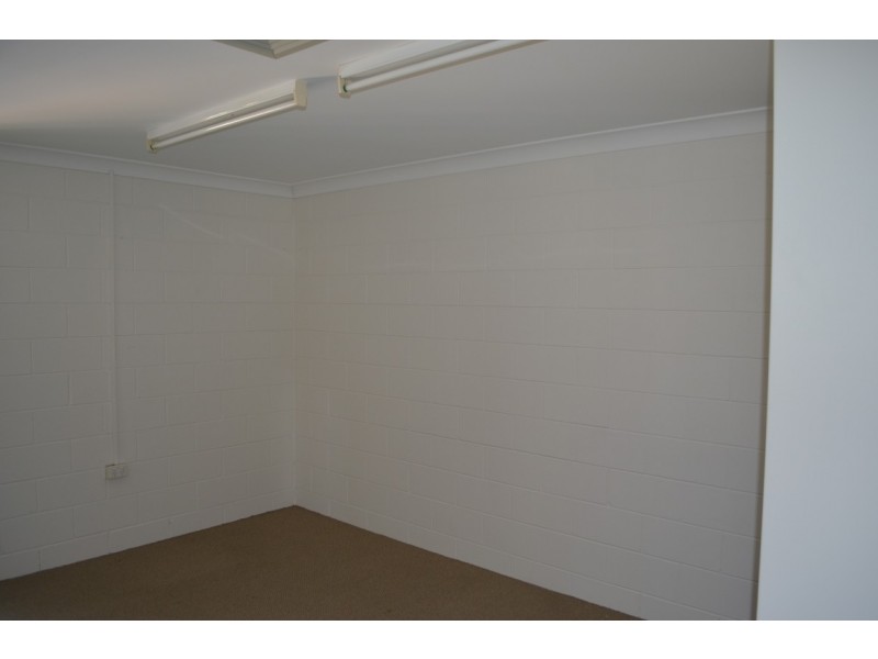 65 Hospital Road, Emerald QLD 4720