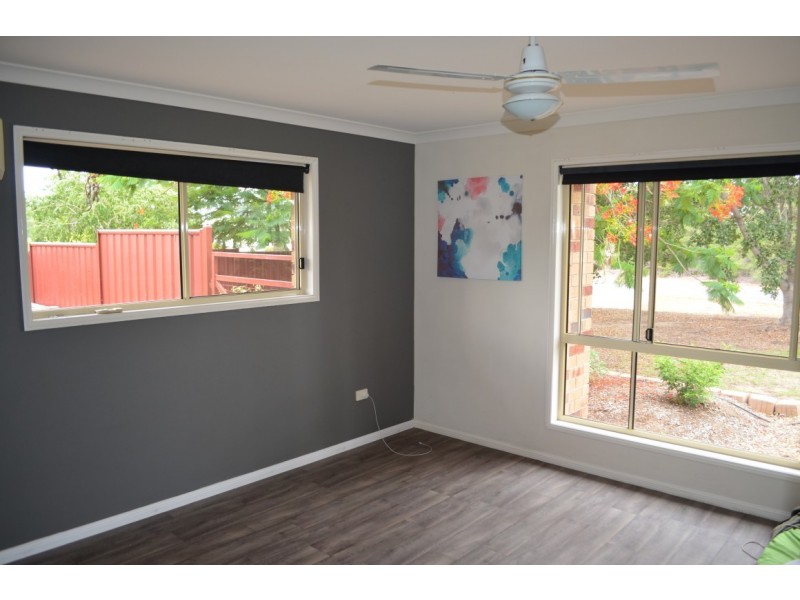 10 Coaker Drive, Emerald QLD 4720