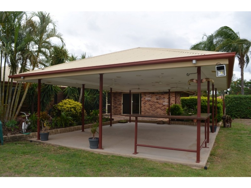 10 Coaker Drive, Emerald QLD 4720