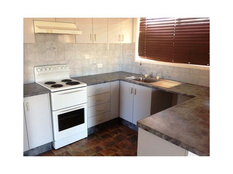 47 Gladstone Street, Emerald QLD 4720