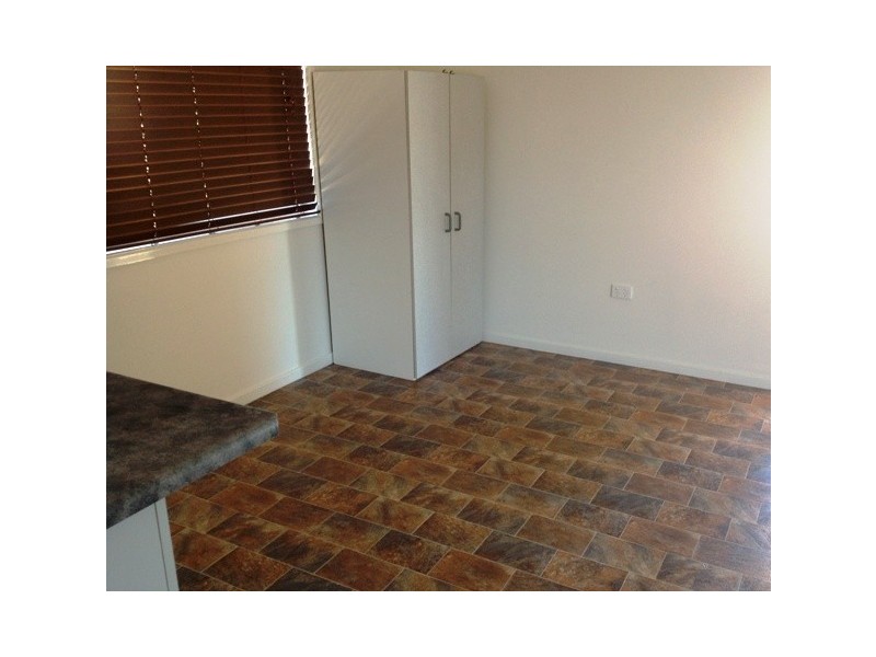 47 Gladstone Street, Emerald QLD 4720