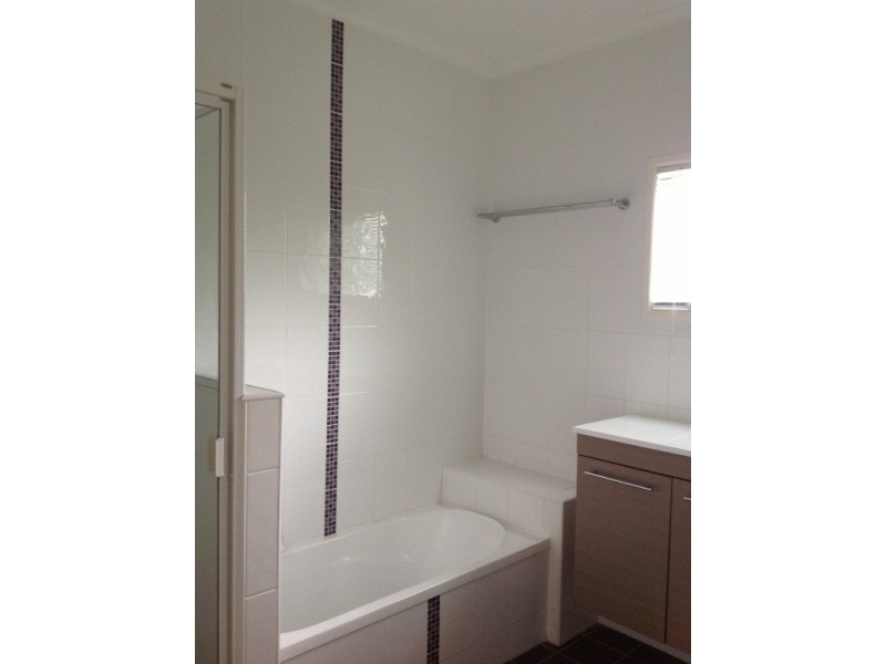 27  Egan, Emerald QLD 4720