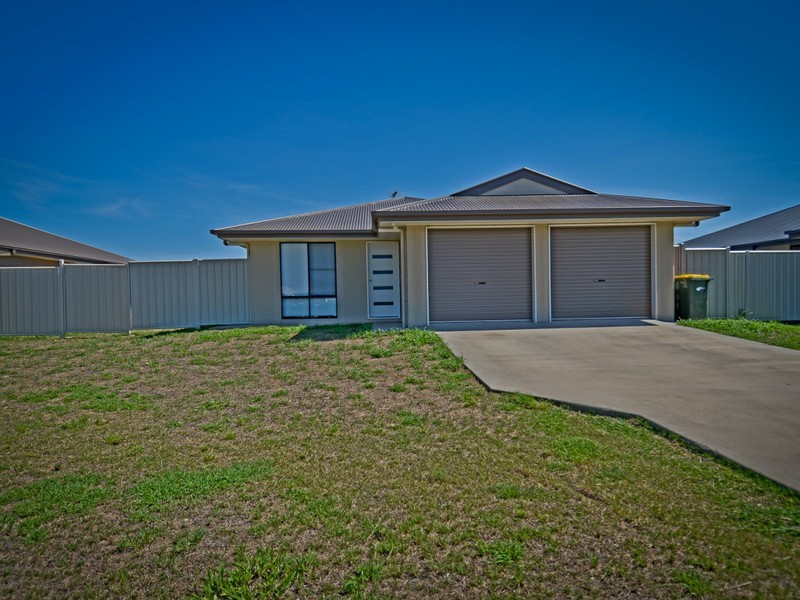 8 Baird Street, Emerald QLD 4720