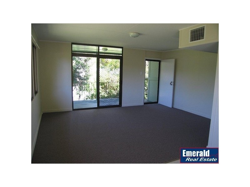 28 Moody Street, Emerald QLD 4720