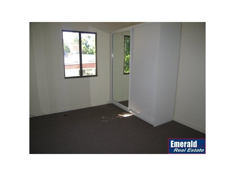 28 Moody Street, Emerald QLD 4720