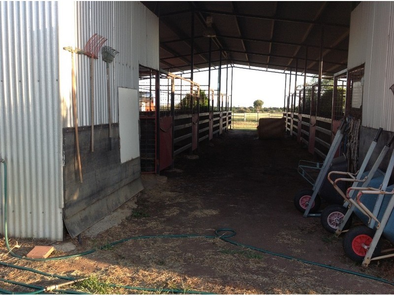 24644 Capricorn Highway, Emerald QLD 4720