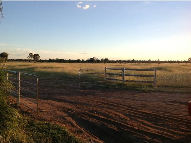 24644 Capricorn Highway, Emerald QLD 4720