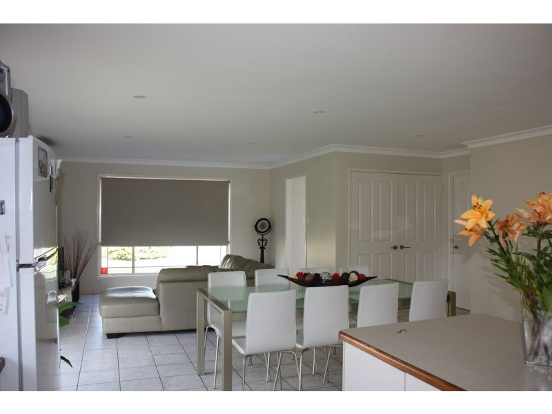 5 Buahinia Court, Emerald QLD 4720