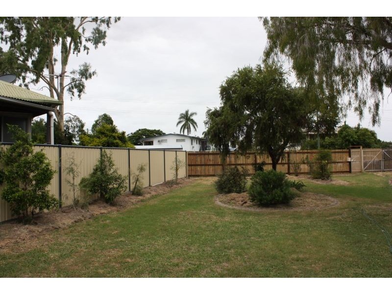 11 Campbell Street, Emerald QLD 4720