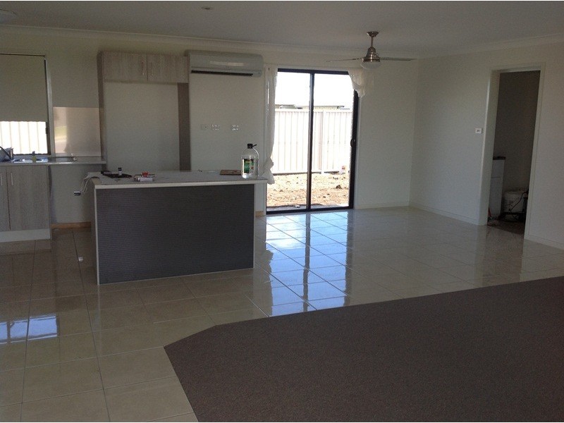 6 Thornton Street, Emerald QLD 4720