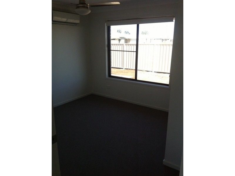 6 Thornton Street, Emerald QLD 4720